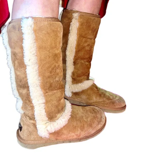 UGG Fur Sunburst Boots in Brown & Cream - Picture 6 of 9